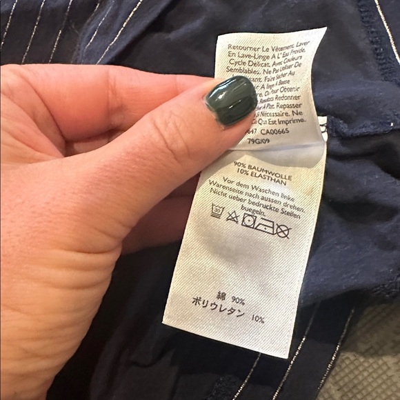 Eddie Bauer Women’s Navy and Silver Turtleneck top size XL - Picture 10 of 10